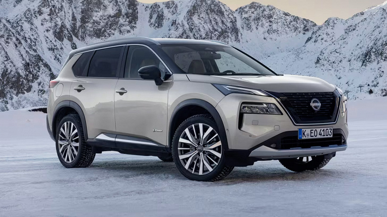 Заказы на новый Nissan X-Trail принимают в России от 2,22 млн рублей, мощный полноприводный гибрид — от 2,75 млн рублей